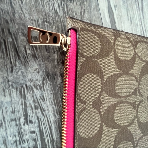 Coach Pink Crossbody Bag and Brown Wallet Set - Picture 15 of 16